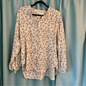Max studio ruffle sleeve floral print button blouse